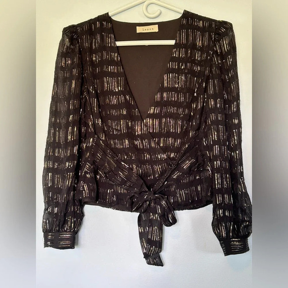 New Lenon Anthropologie faux wrap black & gold fancy sheer top sz small - Picture 1 of 3